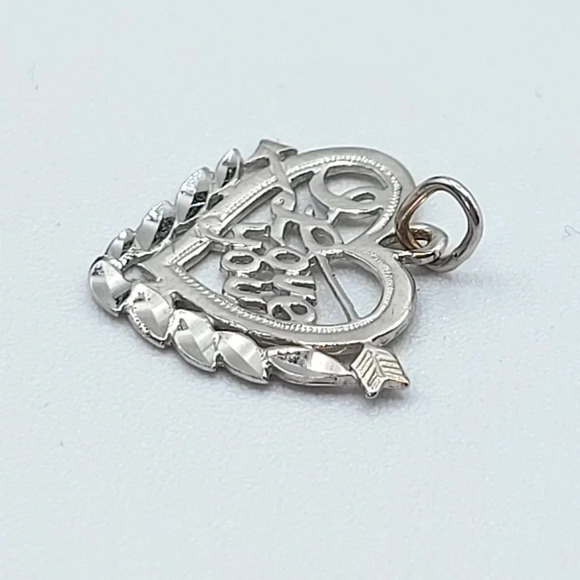 OroAmerica Heart Pendant 14K White Gold I Love You Delicate Romantic Cup… - Picture 3 of 8